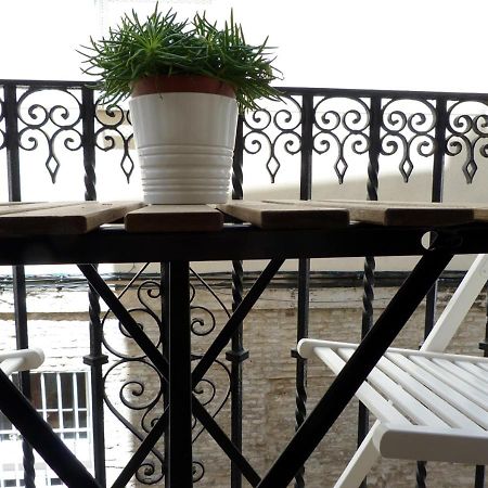 Rodo Arenal Apartman Sevilla Kültér fotó