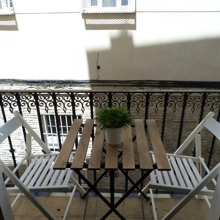 Rodo Arenal Apartman Sevilla Kültér fotó